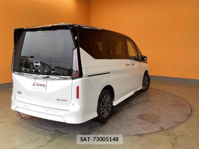 Nissan SERENA 2025-08 8224568-6