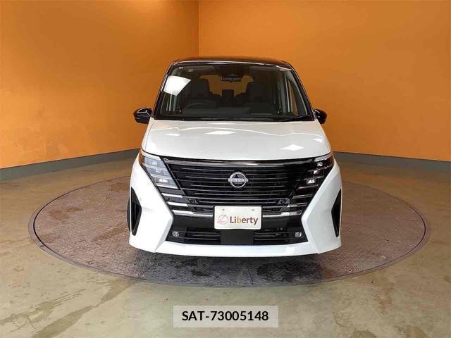 Nissan SERENA 2025-08 8224568-9