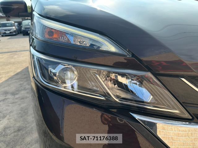 Nissan SERENA 2016-11 8224664-16