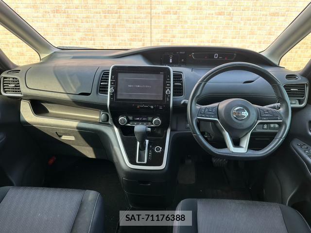 Nissan SERENA 2016-11 8224664-5
