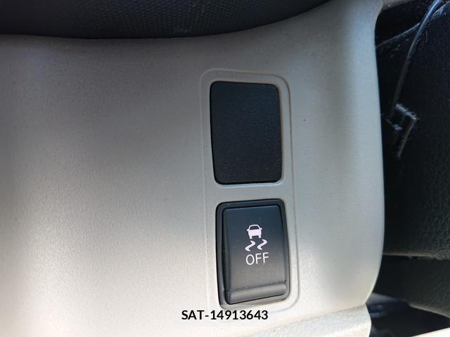 Nissan SERENA 2017-06 8224687-13