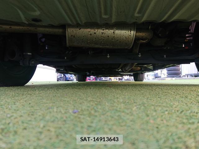 Nissan SERENA 2017-06 8224687-8