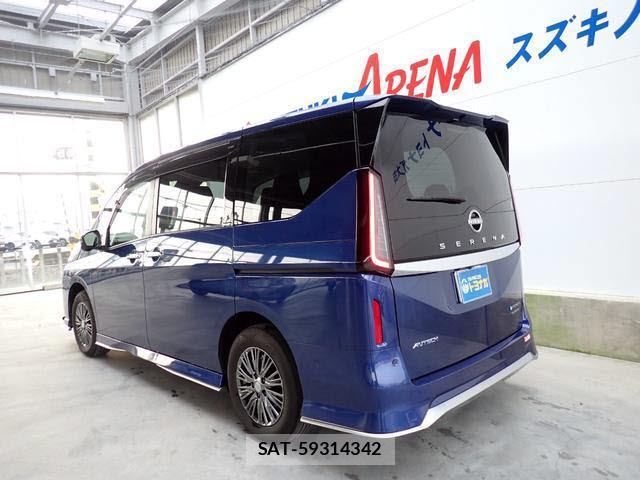 Nissan SERENA 2025-01 8224776-3