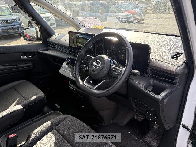 Nissan SERENA 2024-02 8224857-2
