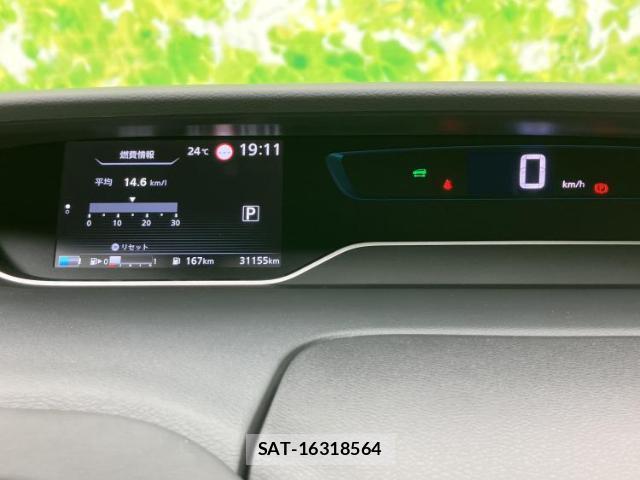 Nissan SERENA 2021-07 8225060-13