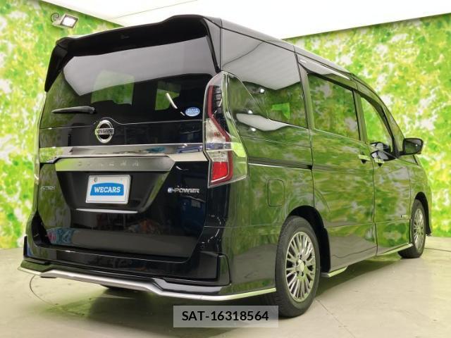 Nissan SERENA 2021-07 8225060-2