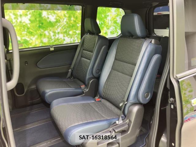 Nissan SERENA 2021-07 8225060-7