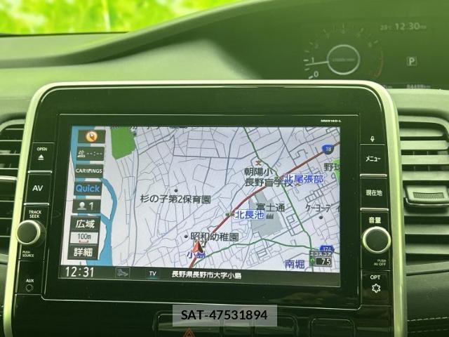 Nissan SERENA 2016-10 8225178-9