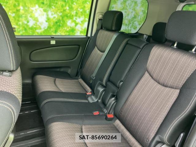 Nissan SERENA 2014-03 8225301-7