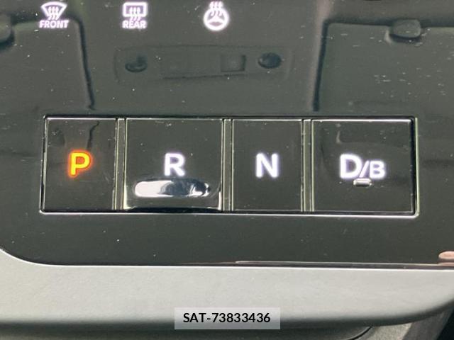 Nissan SERENA 2023-07 8225454-17
