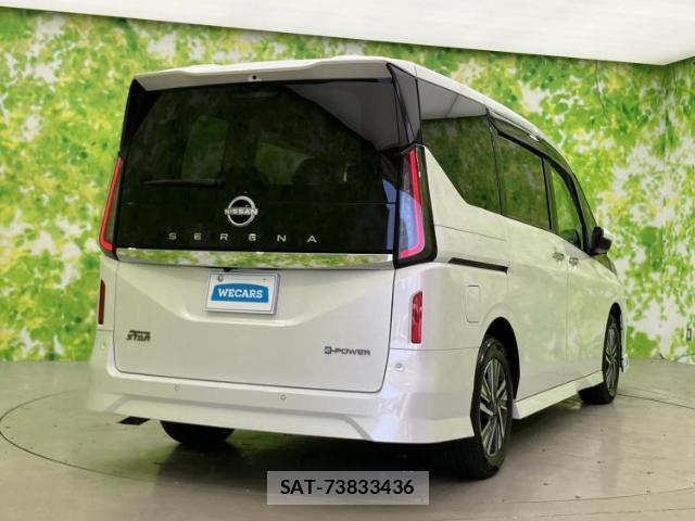 Nissan SERENA 2023-07 8225454-2
