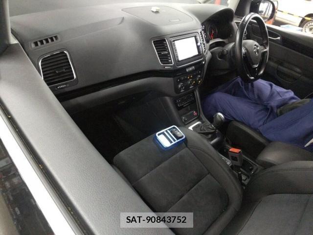 VolksWagen SHARAN 2018-09 8223507-2