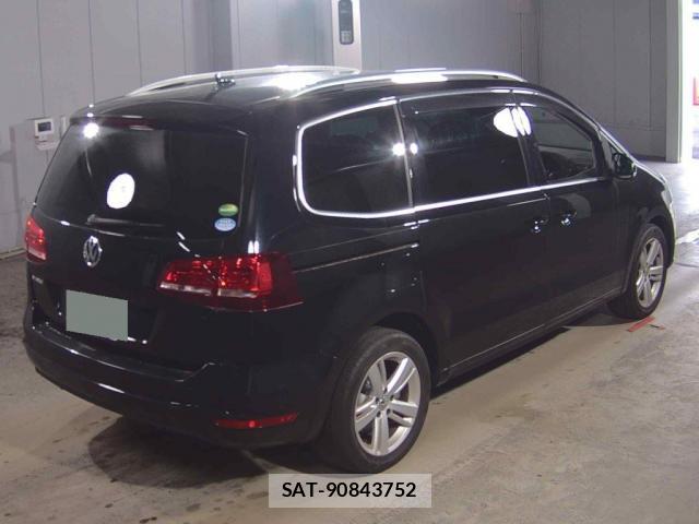 VolksWagen SHARAN 2018-09 8223507-5