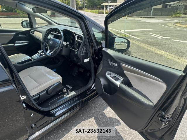 Honda SHUTTLE 2015-12 8217318-16