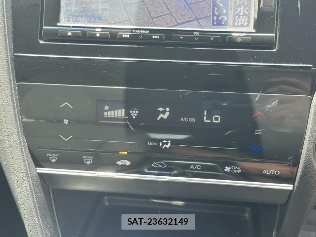 Honda SHUTTLE 2015-12 8217318-19