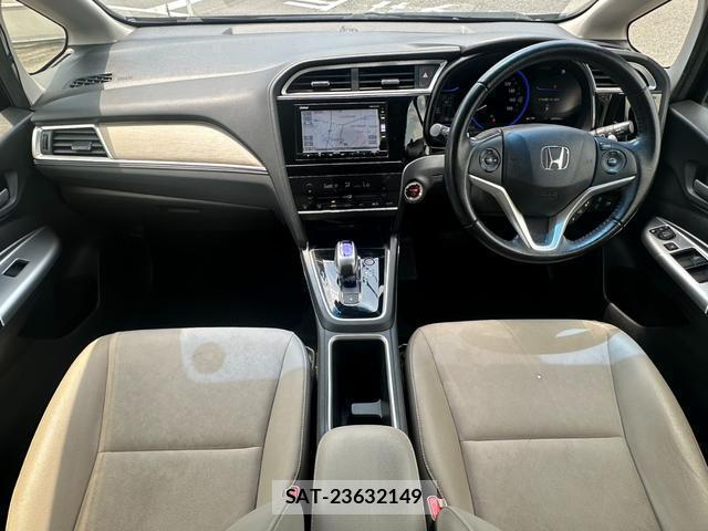 Honda SHUTTLE 2015-12 8217318-2