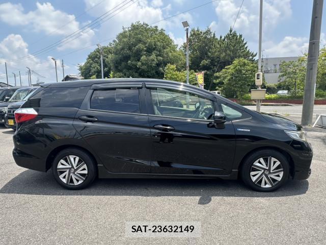 Honda SHUTTLE 2015-12 8217318-3