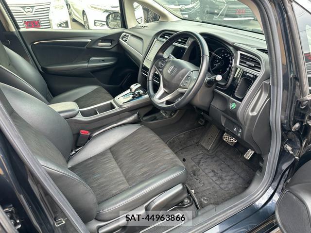 Honda SHUTTLE 2019-05 8220586-11