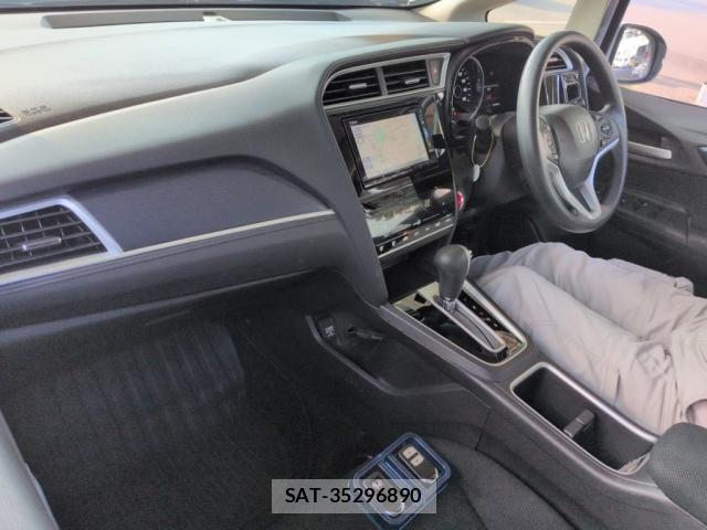 Honda SHUTTLE 2018-02 8222240-2