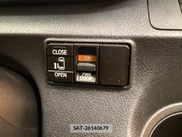 Toyota SIENTA 2019-12 8216212-2