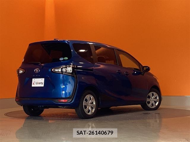 Toyota SIENTA 2019-12 8216212-6