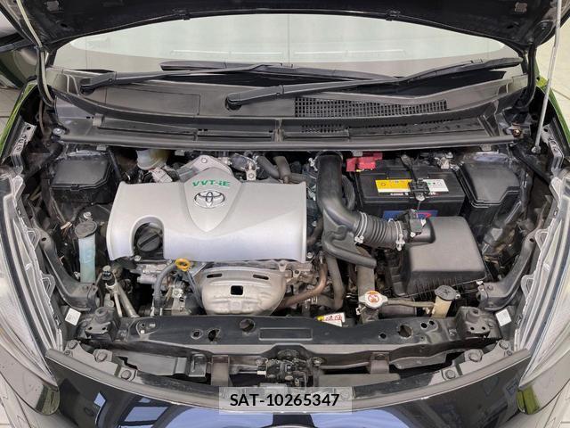 Toyota SIENTA 2018-02 8216267-17