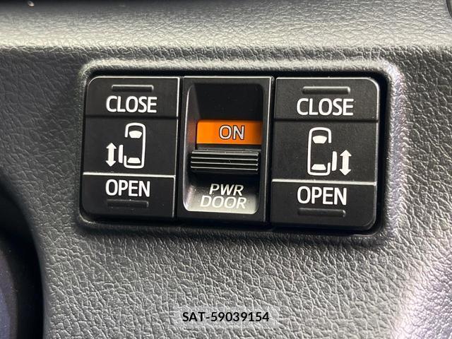 Toyota SIENTA 2016-04 8216594-2