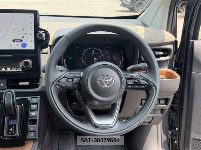Toyota SIENTA 2026-06 8216780-18