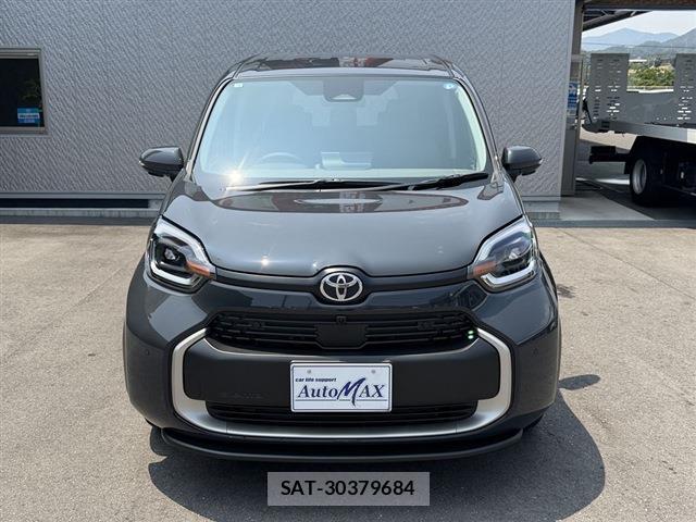 Toyota SIENTA 2026-06 8216780-3
