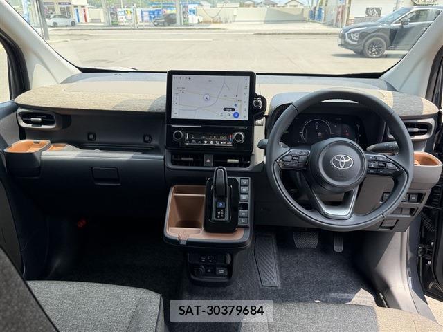 Toyota SIENTA 2026-06 8216780-6