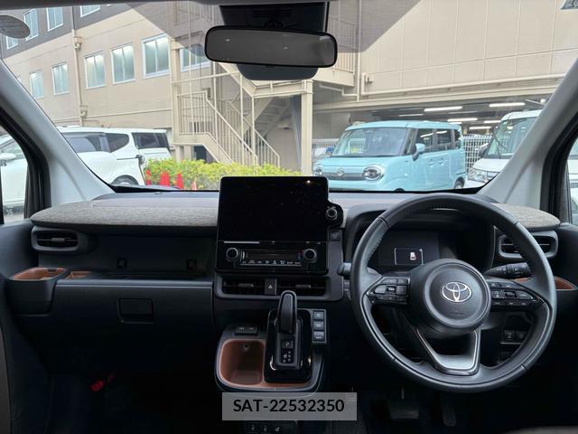 Toyota SIENTA 2023-12 8216837-4