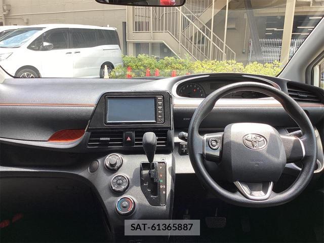 Toyota SIENTA 2019-09 8216839-4
