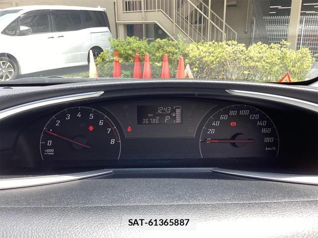 Toyota SIENTA 2019-09 8216839-6