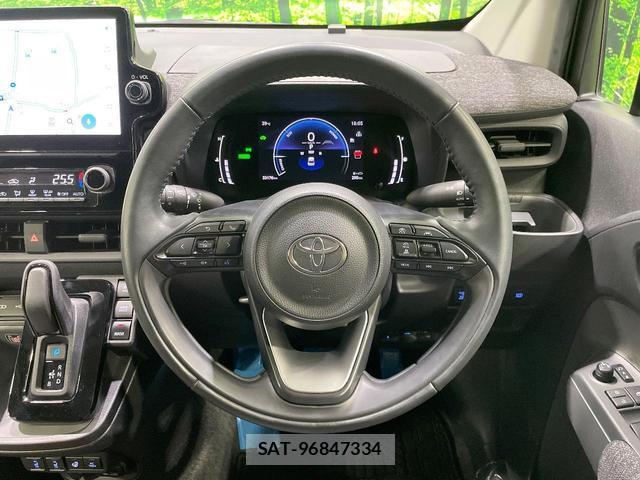 Toyota SIENTA 2022-10 8216854-11