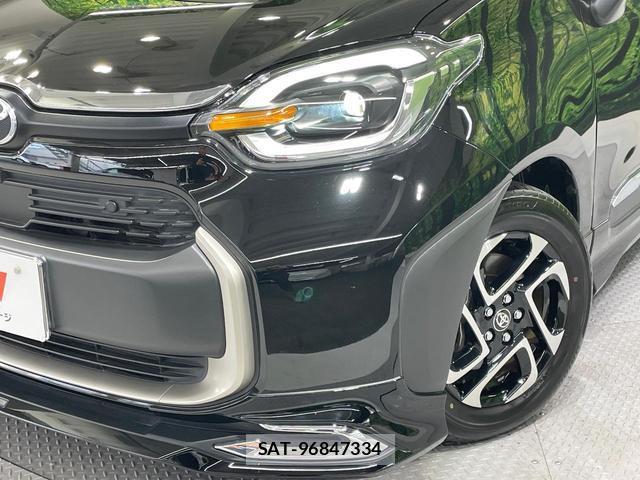 Toyota SIENTA 2022-10 8216854-12
