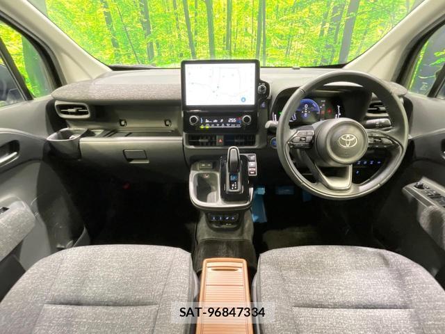 Toyota SIENTA 2022-10 8216854-3