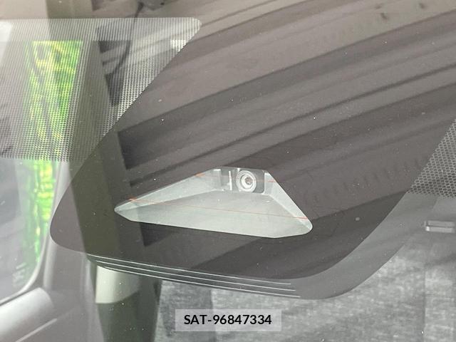 Toyota SIENTA 2022-10 8216854-5