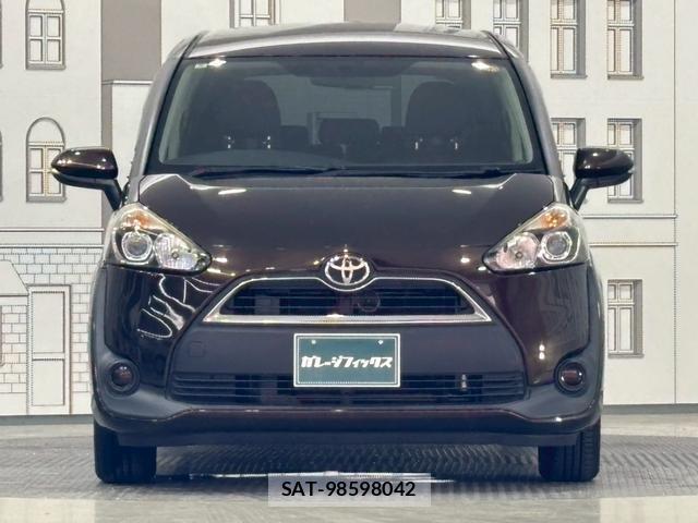 Toyota SIENTA 2018-09 8216906-12