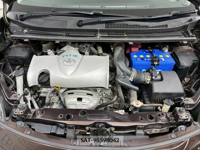 Toyota SIENTA 2018-09 8216906-17
