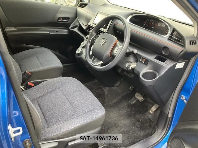 Toyota SIENTA 2017-10 8216955-16