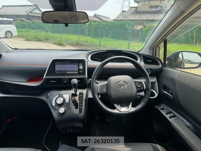Toyota SIENTA 2019-01 8217527-2