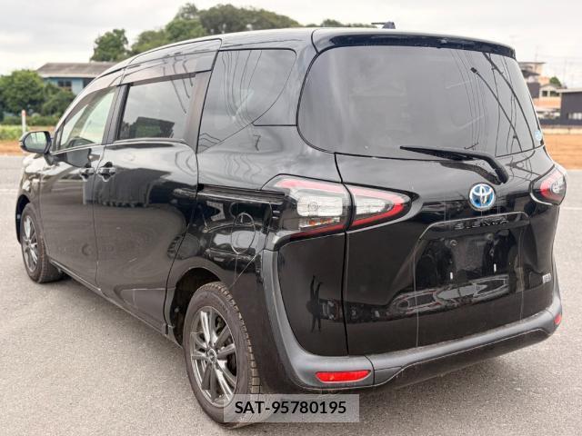 Toyota SIENTA 2018-07 8217747-4