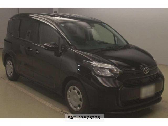 Toyota SIENTA 2023-03 8217827-3