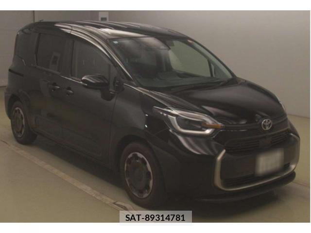 Toyota SIENTA 2022-12 8217828-0