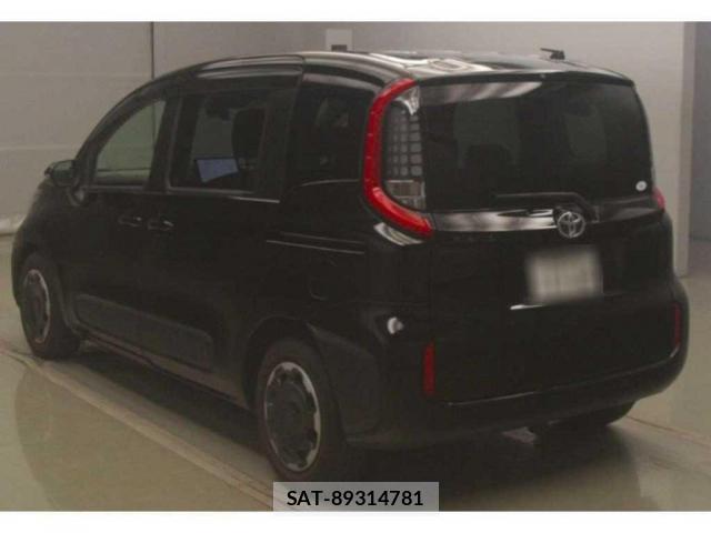 Toyota SIENTA 2022-12 8217828-1
