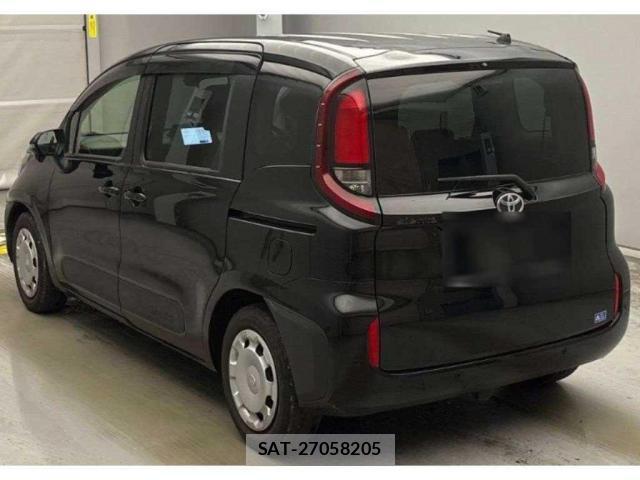 Toyota SIENTA 2023-07 8217830-4