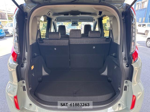 Toyota SIENTA 2023-05 8218420-13