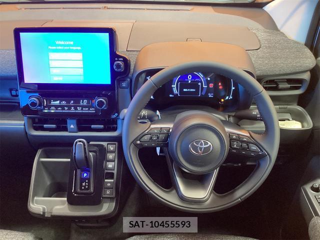 Toyota SIENTA 2026-04 8218696-1