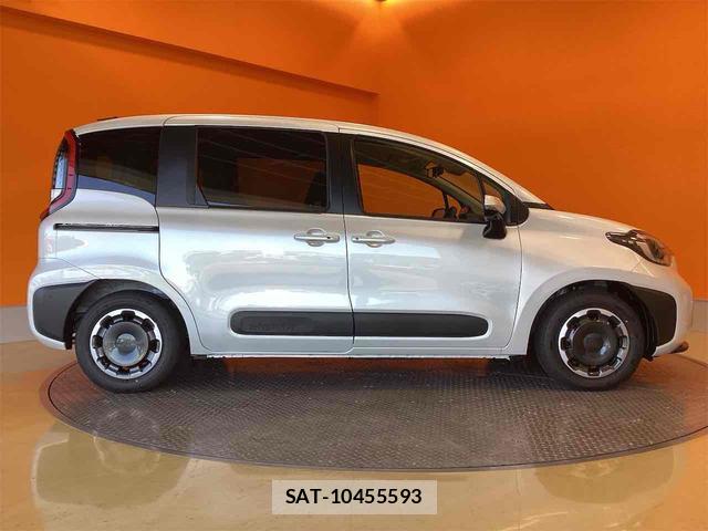 Toyota SIENTA 2026-04 8218696-17