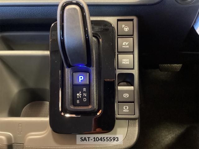 Toyota SIENTA 2026-04 8218696-8